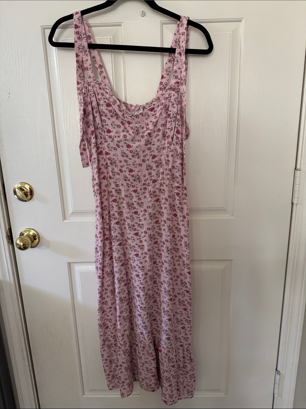 Cute floral pink print maxi dress